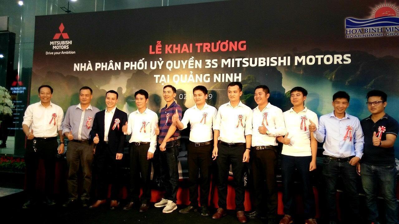 Nhà Việt Cons tham dự khai trương Showroom mitsubishii công ty Hòa Bình Minh