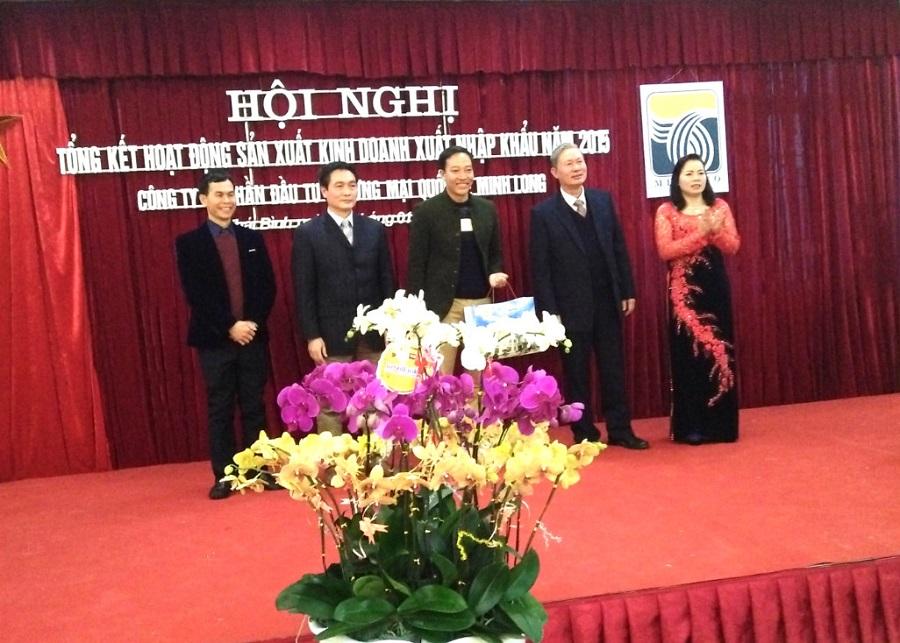 Nhà Việt Cons tham dự tổng kết năm cùng Công Ty Cổ Phần Đầu Tư Thương Mại Quốc Tế Minh Long