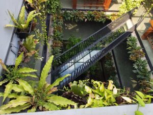 nhà văn phòng maxport