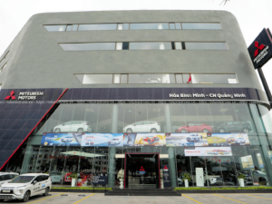 Showroom-Mitshubishi-ha-long