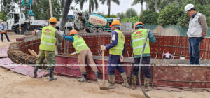 công tác đổ bê tông và đầm dùi