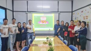 anh chi em Nhà Việt Cons trong buổi thảo luận