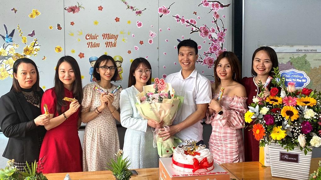 Nhà Việt chúc mừng ngày quốc tế phụ nữ 8.3